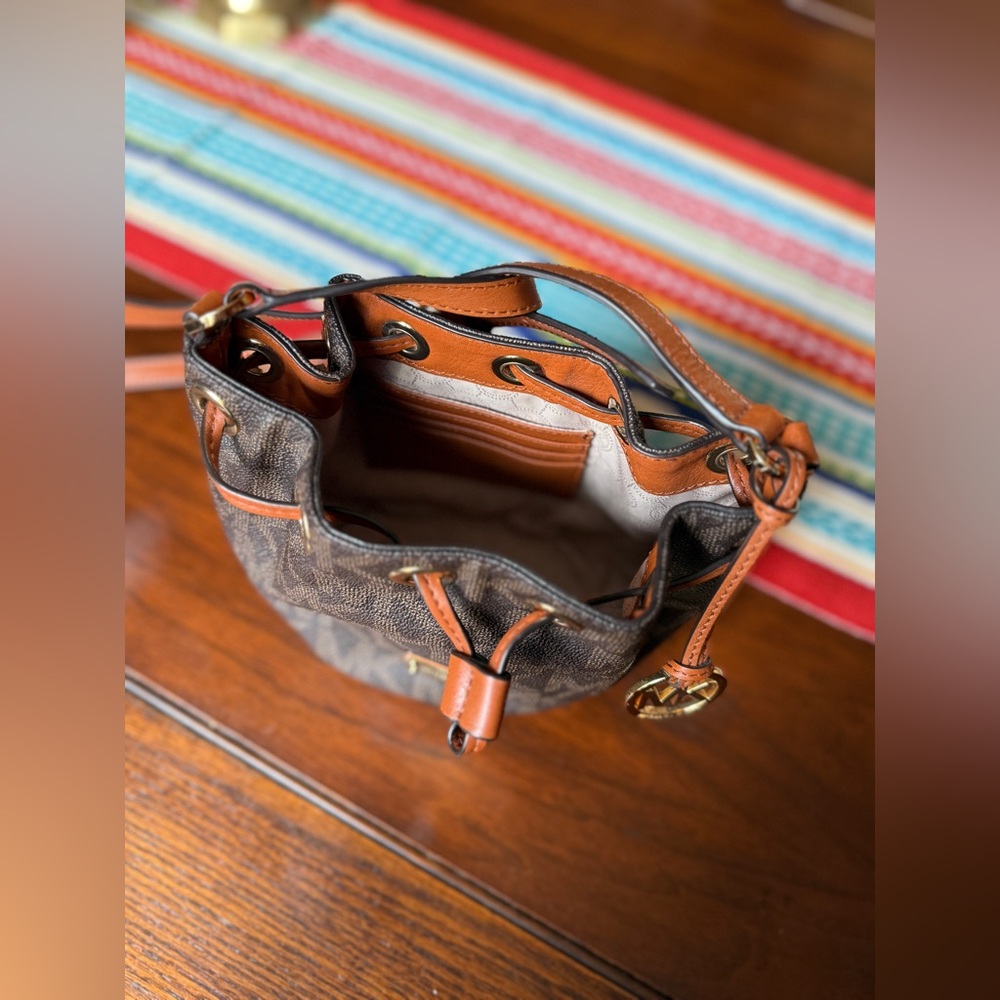 Michael Kors Small Drawstring Bucket Bag - Picture 5 of 12